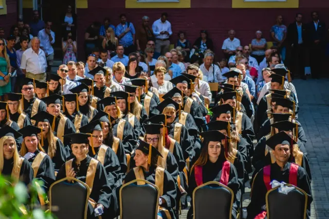 Diplomaoszt&oacute; 2019