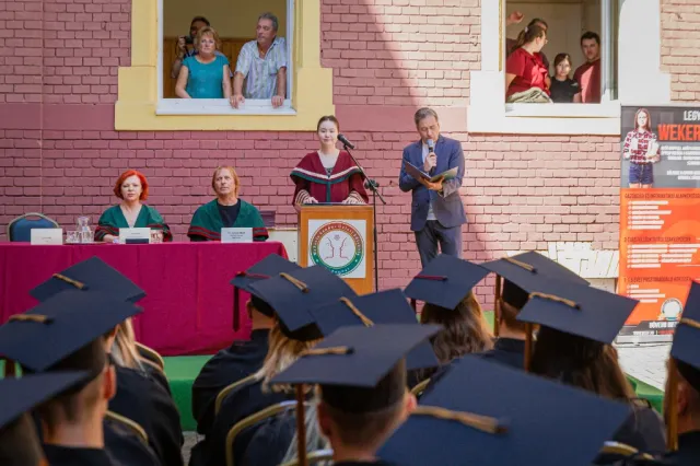 Diplomaoszt&oacute; 2024