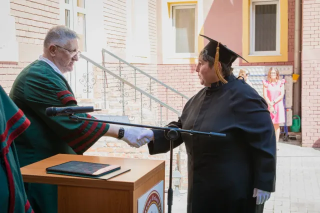 Diplomaoszt&oacute; 2024
