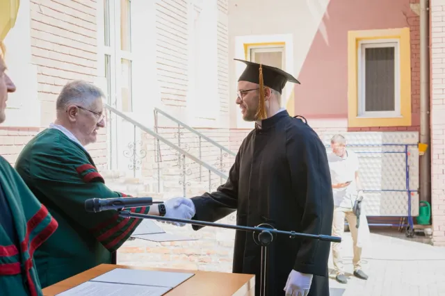 Diplomaoszt&oacute; 2024