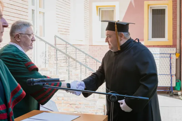 Diplomaoszt&oacute; 2024
