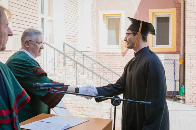 Diplomaoszt&oacute; 2024