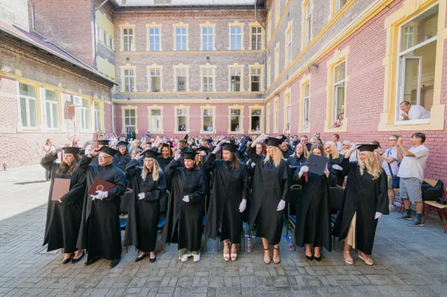 Diplomaoszt&oacute; 2024