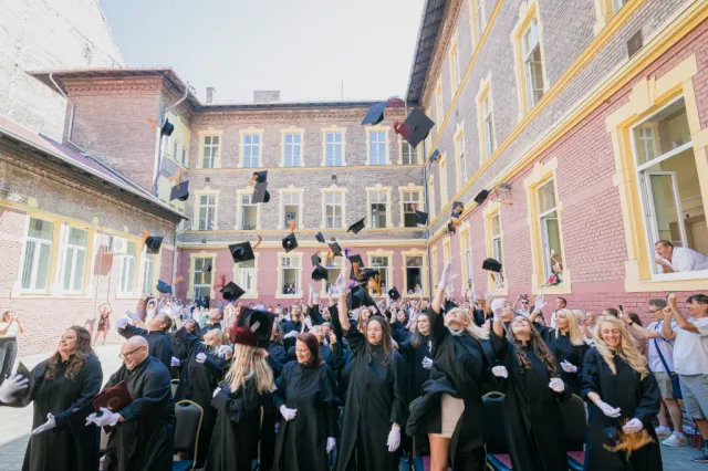 Diplomaoszt&oacute; 2024